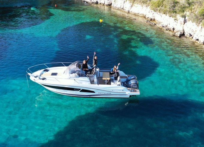 jeanneau cap camarat 9.0