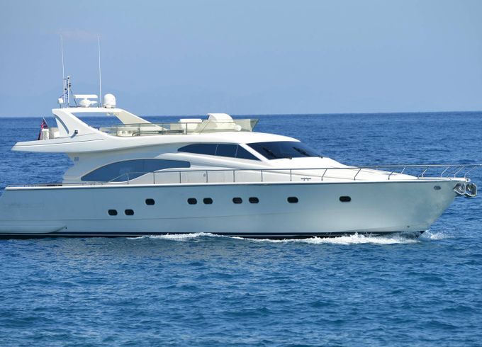 ferretti 68