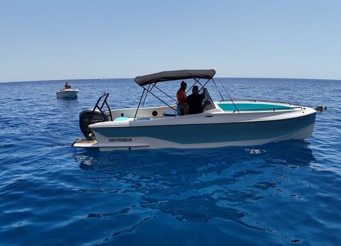 karel boats odyssea