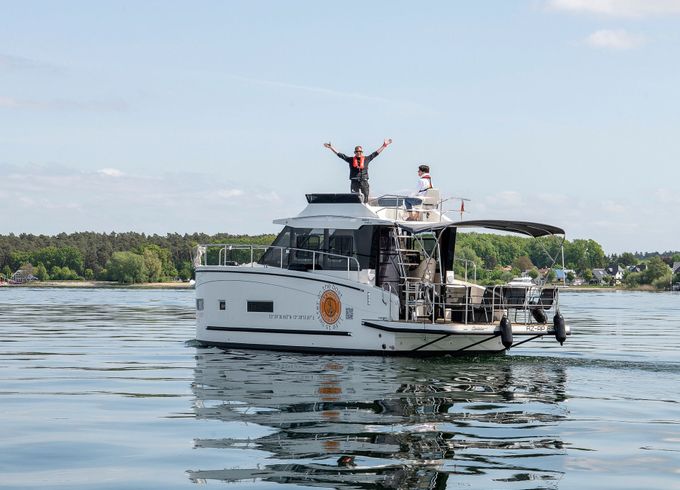 cobra yachts futura 40 grand horizon