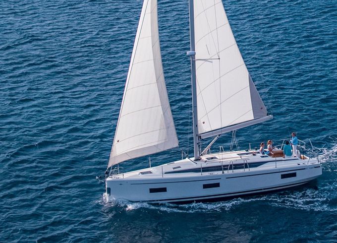 bavaria c42