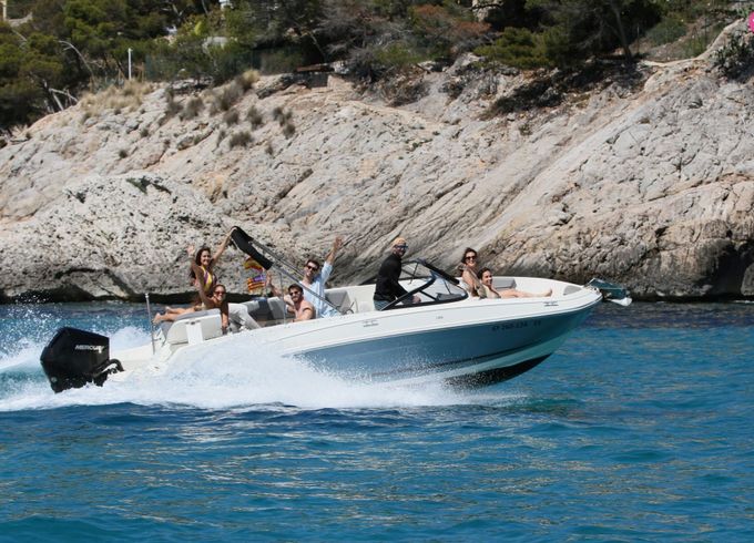 bayliner vr6