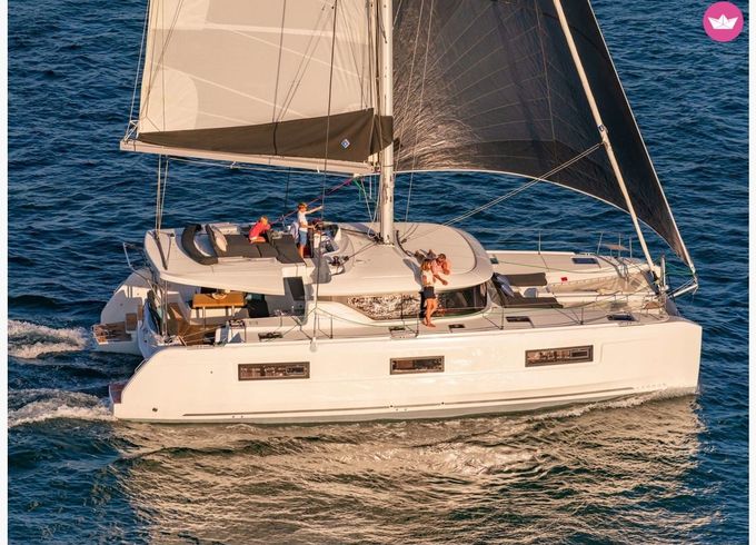lagoon 46