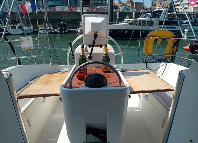 beneteau oceanis 370