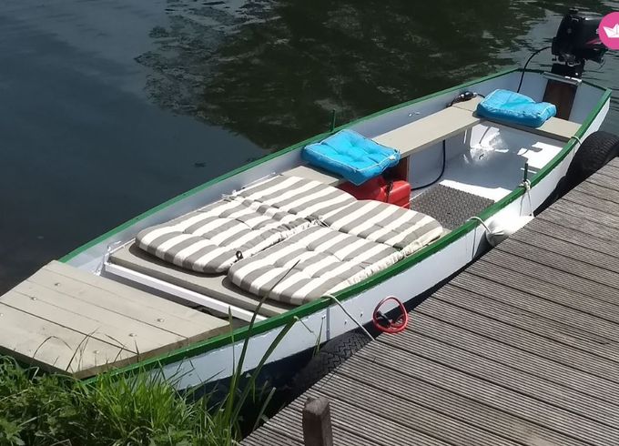 stalen vlet vecht - buitenboordmotor