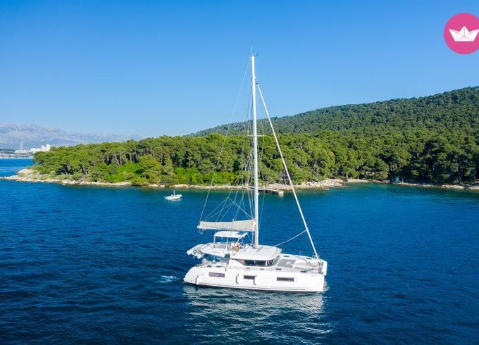 lagoon 46