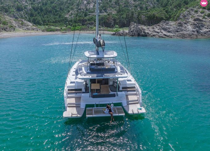 lagoon 51