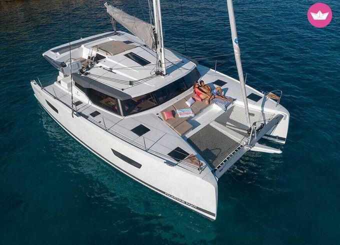 fountaine pajot astrea 42