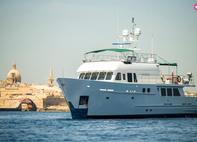 yachtalgar contrucoes de iates 2004