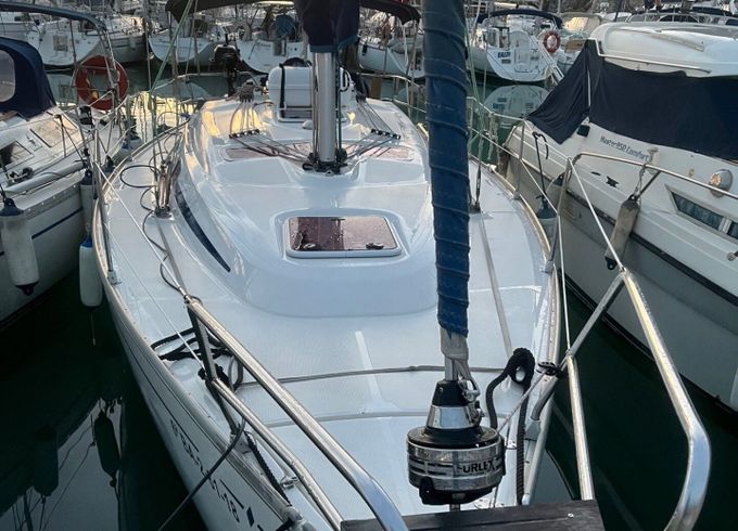 bavaria 33 cruiser