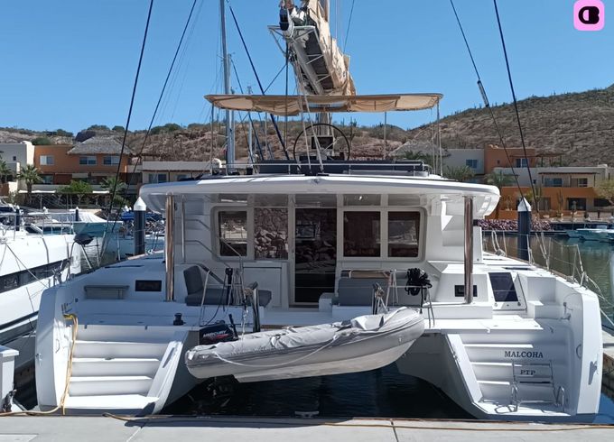 lagoon lagoon 52 f with watermaker &amp; a/c - plus