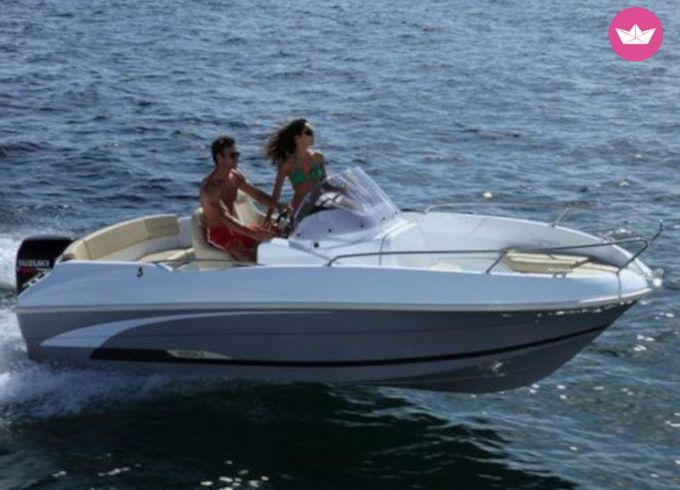 beneteau flyer 550