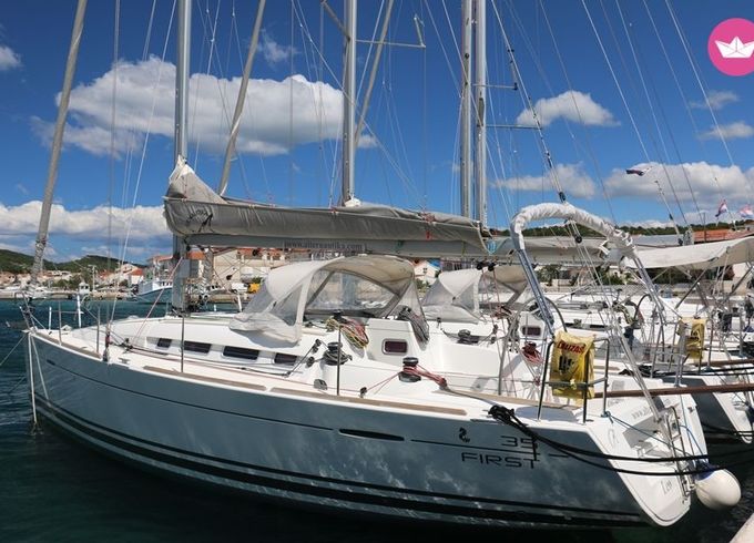 beneteau first 35