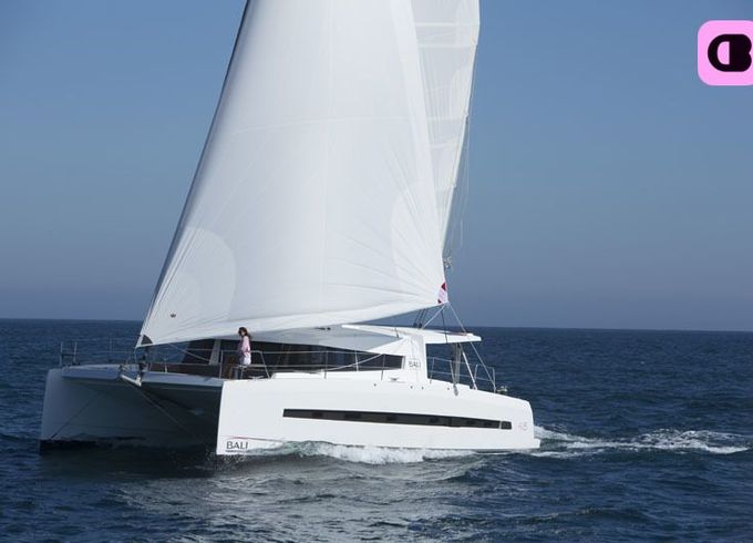 catana bali 4.5 - 4 + 2 cab.
