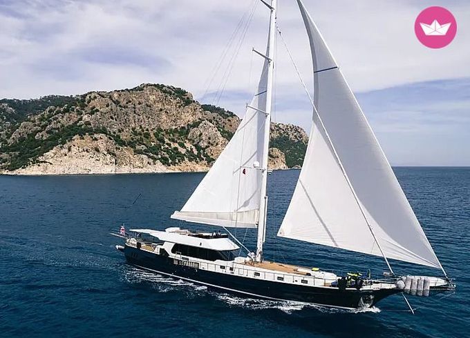 motorsailor good life