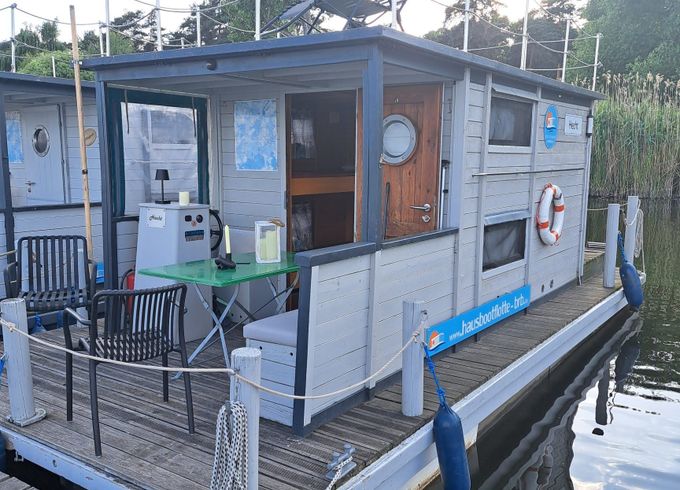 woma knajdek meble sp. zo.o hausboot