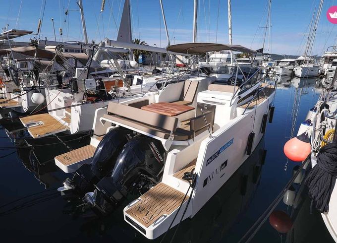 nuva yachts m9
