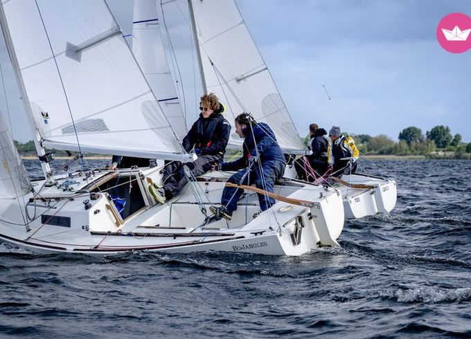 j boats j 22