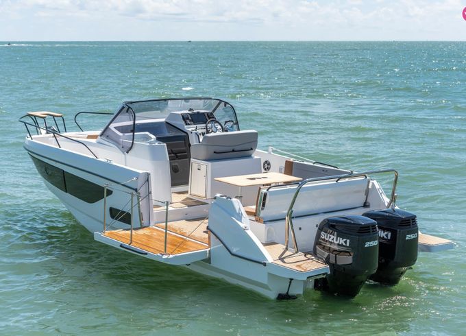 beneteau flyer 9 sundeck