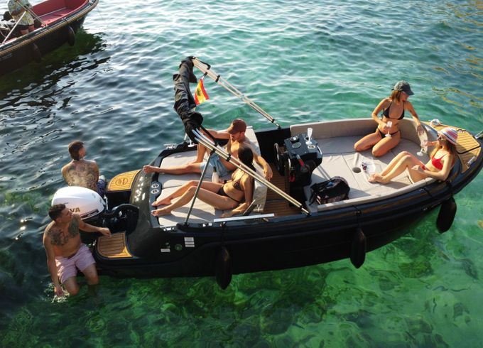 aqua yachts 590