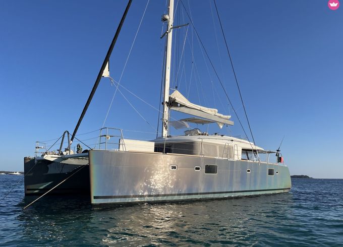 lagoon 560