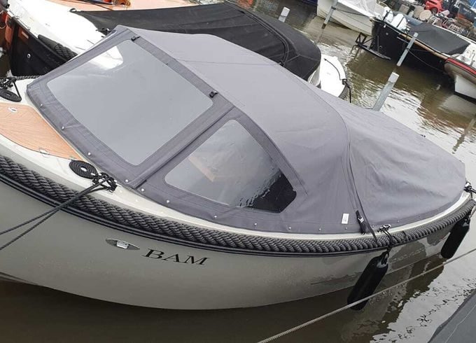 corsiva 650
