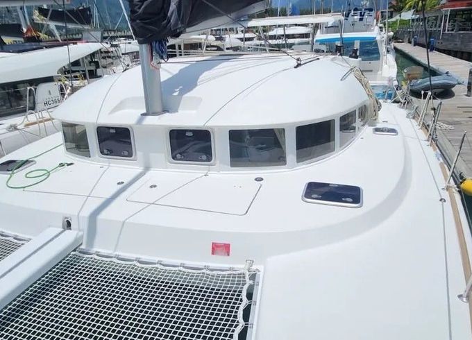 lagoon 380 s2