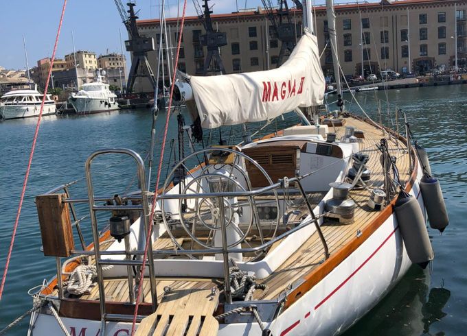 swan 43