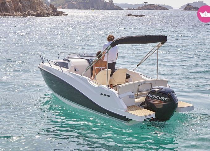 quicksilver activ 555 cabin
