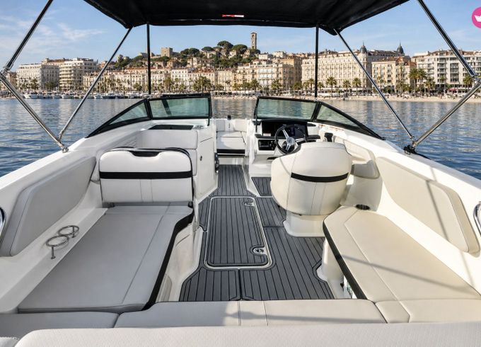 sea ray 230 spx