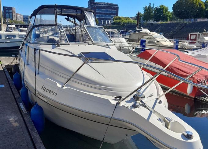 maxum 2400 scr
