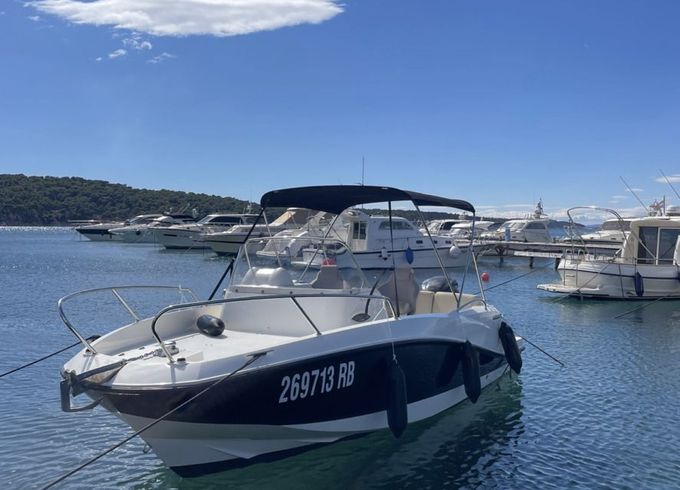 quicksilver 605 sundeck