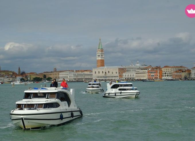 houseboat minuetto 6