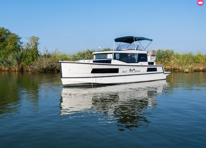 houseboat grand 37