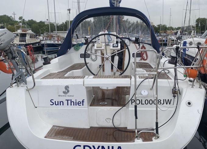 beneteau oceanis 34
