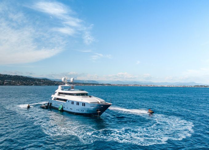 concept marine custom tri-deck 42 metre