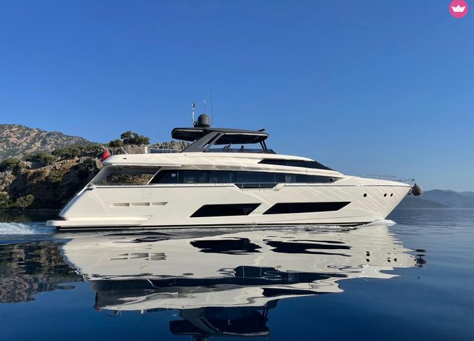 ferretti 860