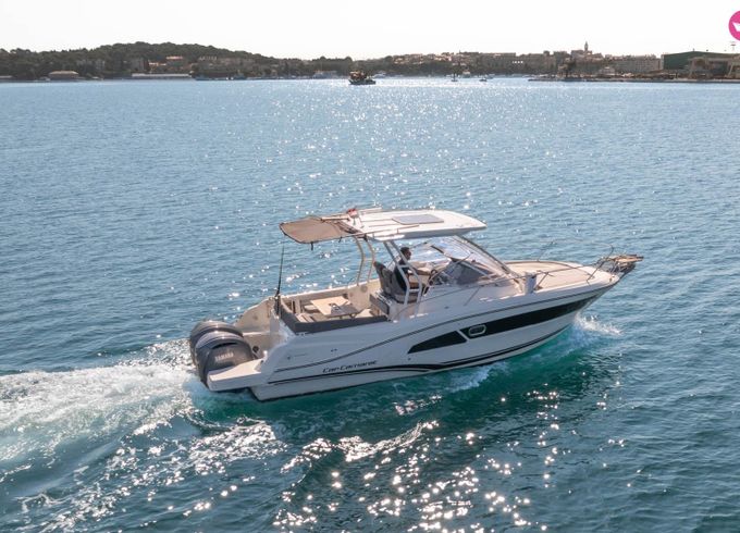jeanneau cap camarat 9.0