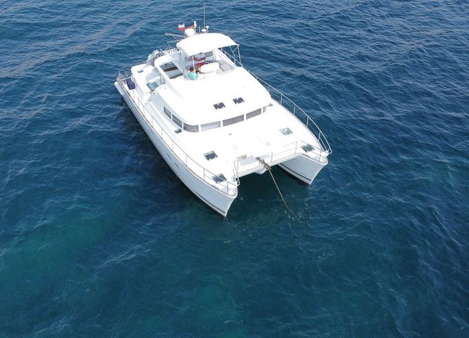 lagoon 43