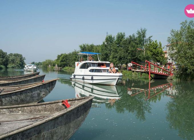 houseboat minuetto 6