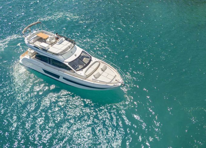 azimut 53fly