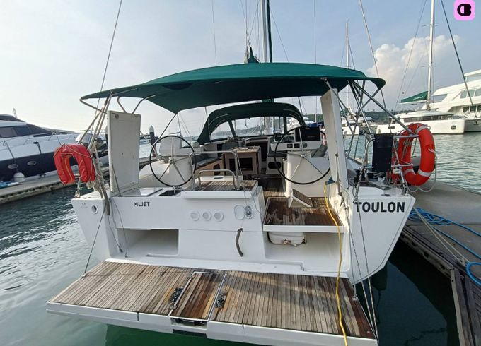 dufour yachts dufour 520 gl  with watermaker &amp; a/c - plus