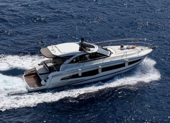 jeannau leader 36