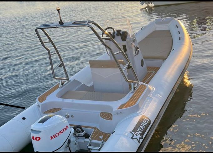 antares capri