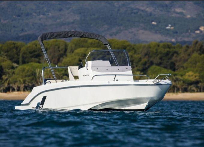 beneteau flyer 6 spacedeck