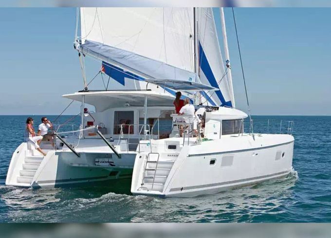 lagoon 421
