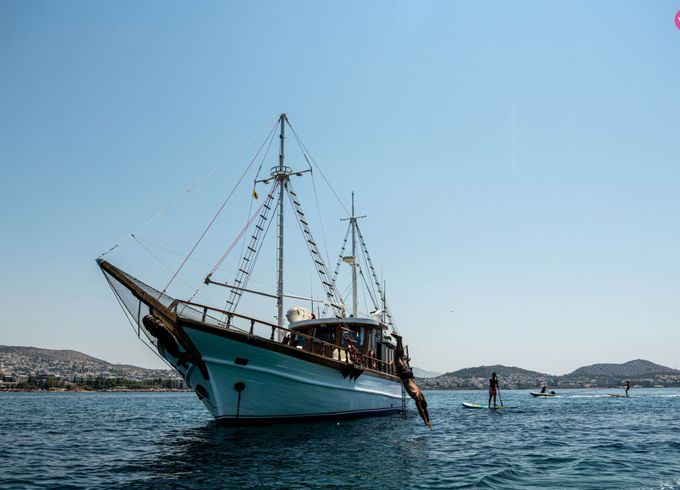 traditional athenian cruiser