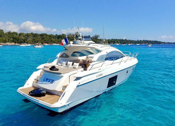 l'expérience exclusive à cannes yacht sessa 14m