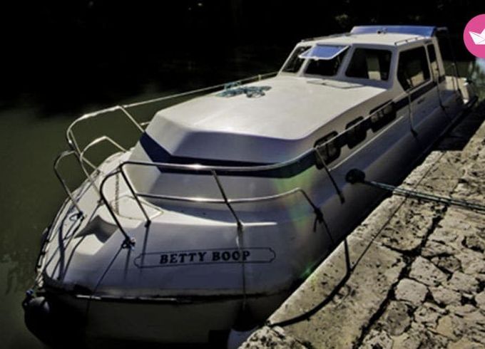 classic triton 1050