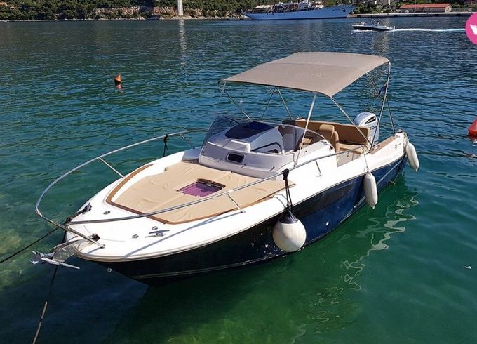 jeanneau cap camarat 750